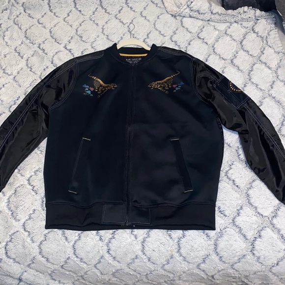 Jacket/ Raw Yarn industries - Picture 1 of 4